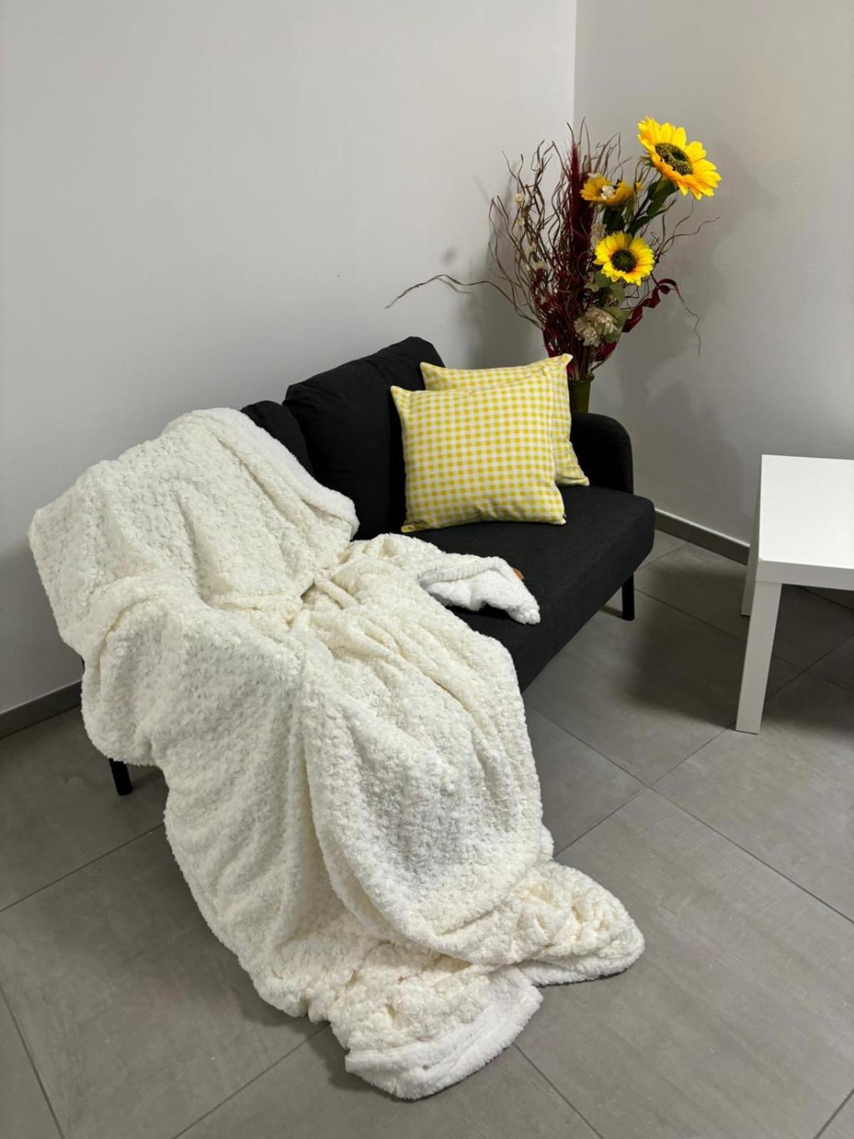 Residenza Giovanni Contone ภายนอก รูปภาพ